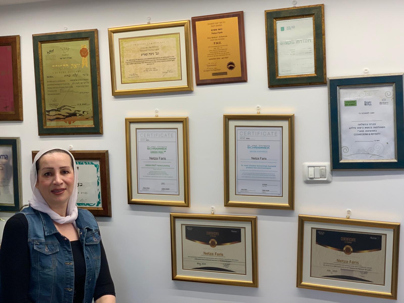 تحرير فارس من حرفيش:  المرأة جميلة بما تقدمه للمجتمع, بغض النظر عن ديانتها أو مجتمعها