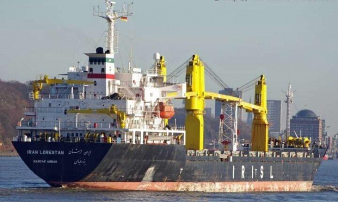 صحيفة: إسرائيل بلغت أميركا بأن قواتها ضربت السفينة الإيرانية