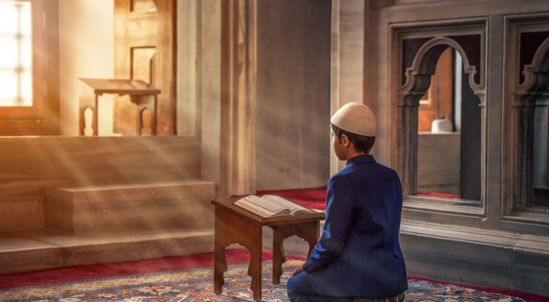 صلاة الليل إذا قضيت بالنهار تكون سرًّا أم جهرًا؟