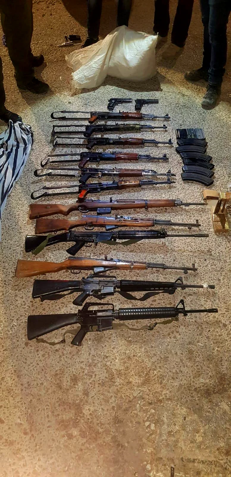  قوات الأمن الإسرائيلية تعلن إحباط تهريب أسلحة من الأردن في منطقة العربة