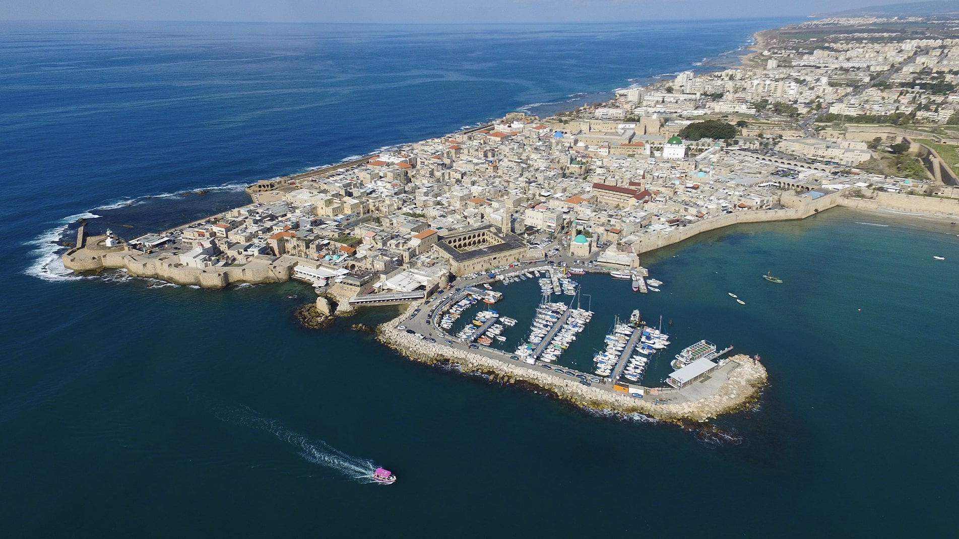 مقدم من وزارة السياحة- استمتعوا في عطلة سياحية داخل البلاد- عكّا القديمة: عطلة بين الماضي والمستقبل