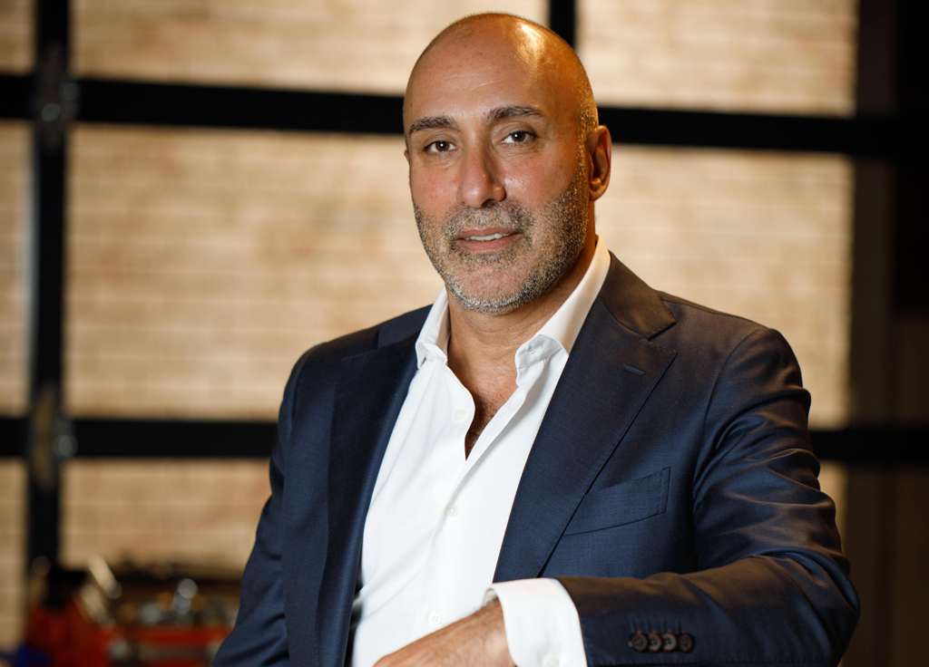 عنان بشارة من ترشيحا  : تعرفوا على مالك ثالث أكبر شركة لفلاتر السيارات في شمال أمريكا