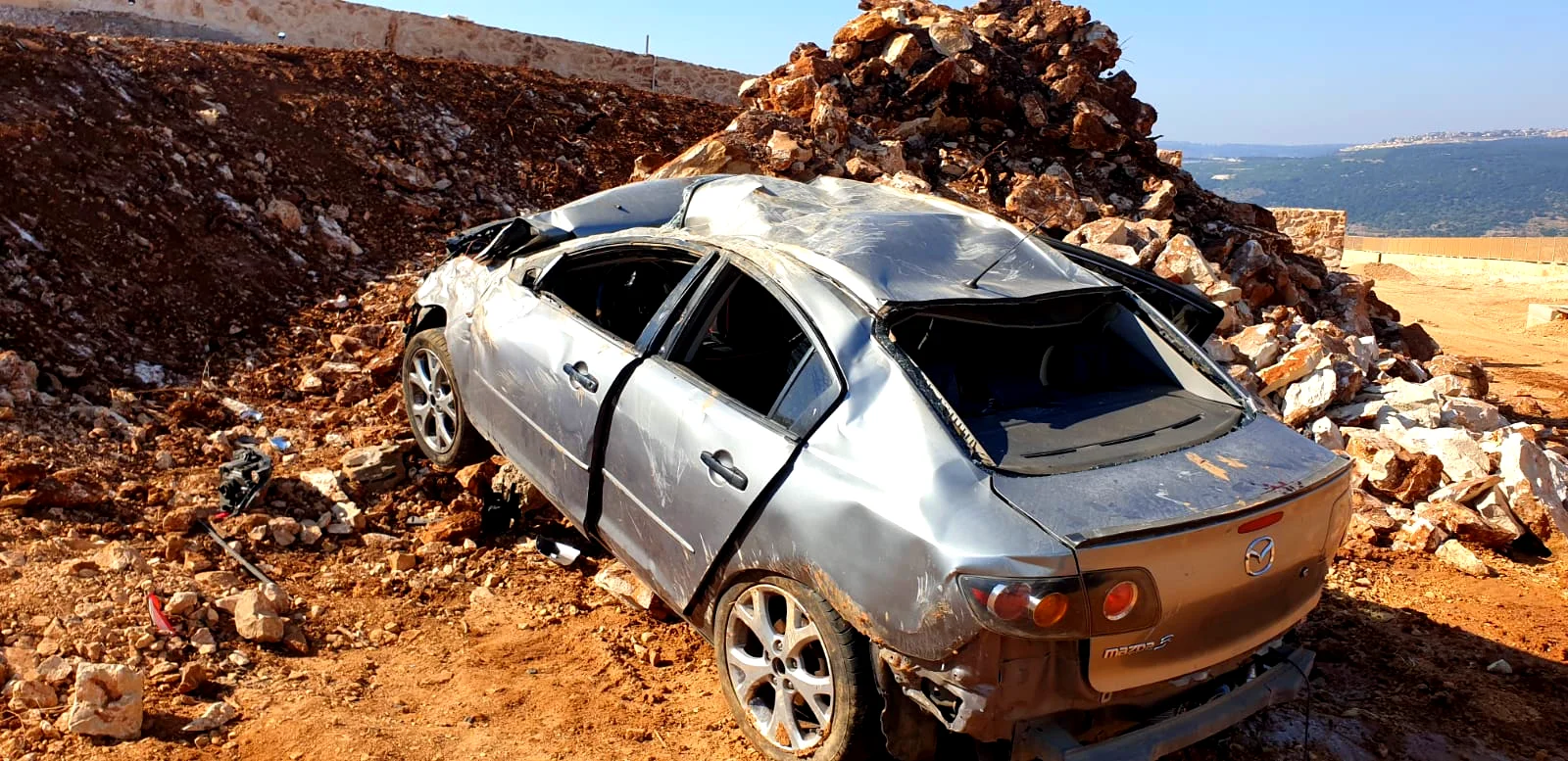 اصابة 3 شبان بحادث طرق في كسرى سميع - أحدهم بحالة خطرة