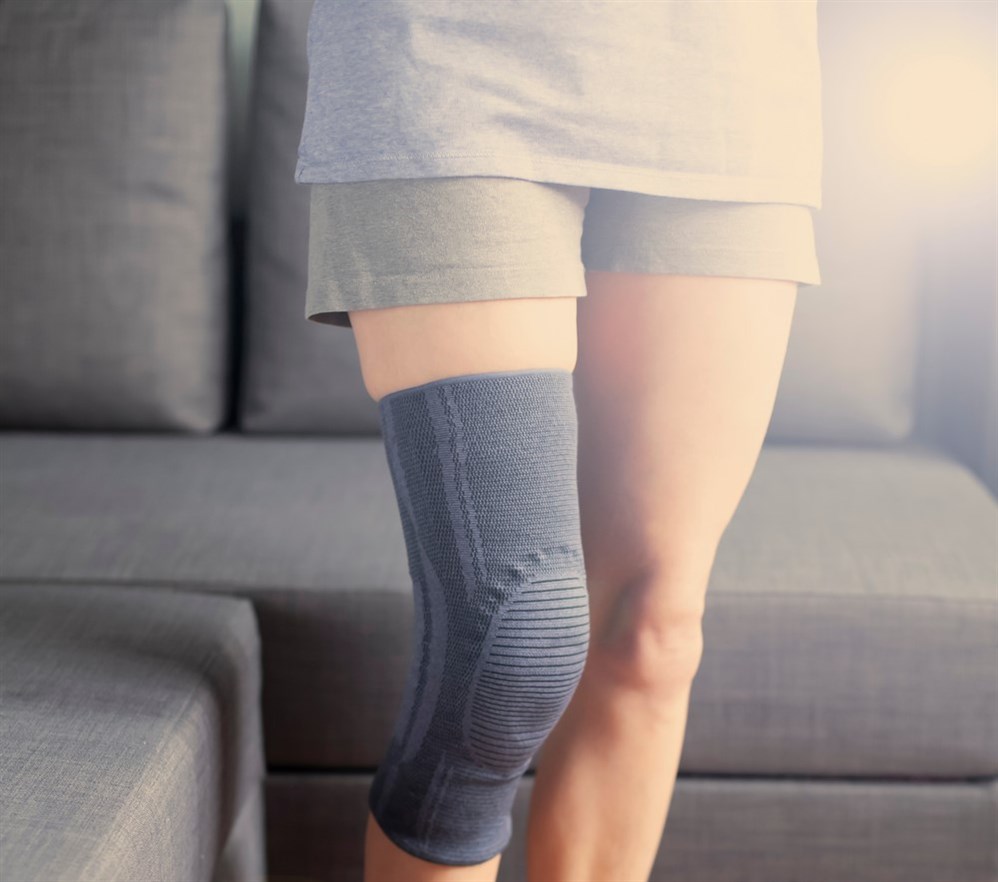 متى يُستخدم الرباط الضاغط للركبة؟