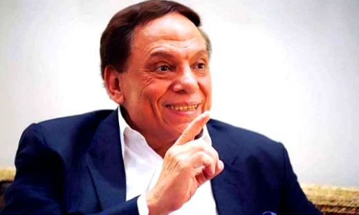 ما حقيقة إصابة عادل إمام بفيروس كورونا؟