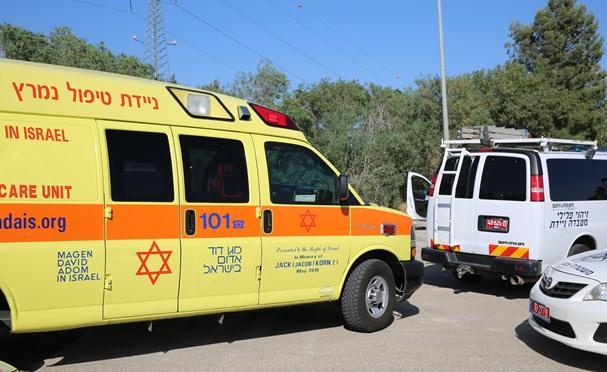 مقتل رجل أعمال اسرائيلي معروف في رحوفوت، وإصابة حرجة لشاب بتل أبيب