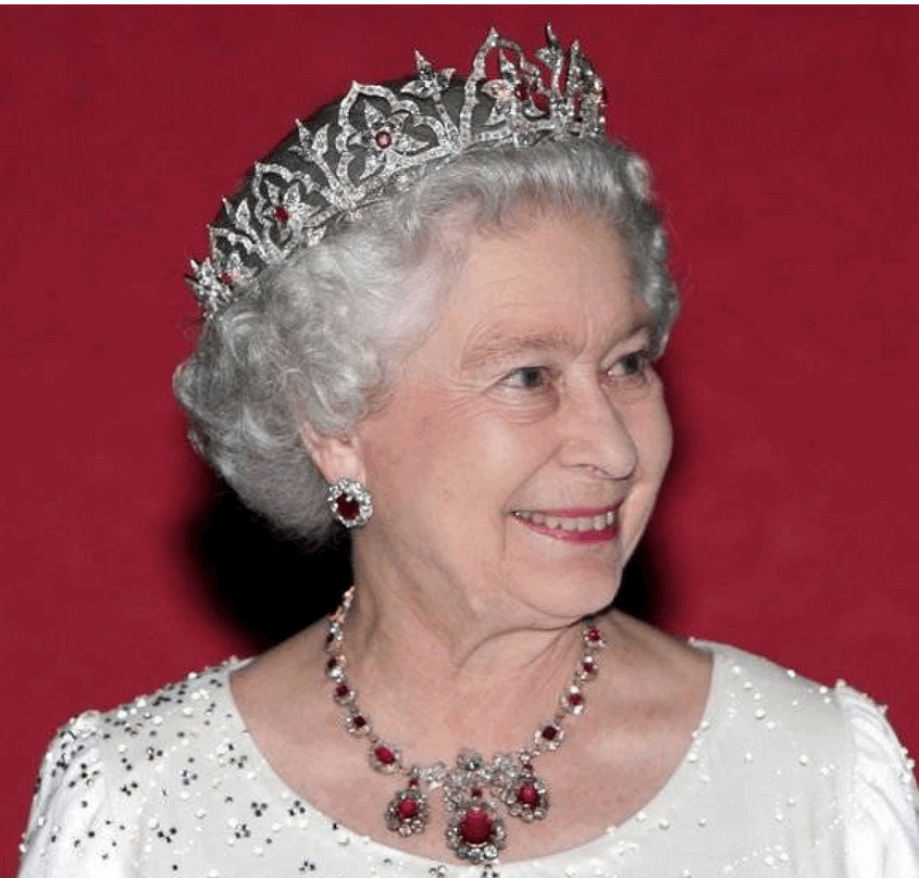 اليكم قيمة مجوهرات الملكة إليزابيث الخيالية