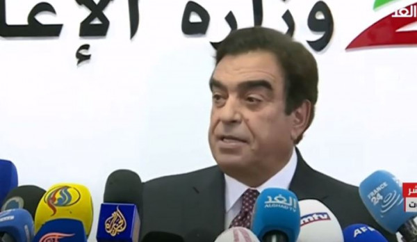جورج قرداحي أعلن التخلي عن منصبه الوزاري: لا أقبل بأن أُستخدم سببا لأذية لبنان ومصلحة بلدي وأهلي فوق مصلحتي الشخصية