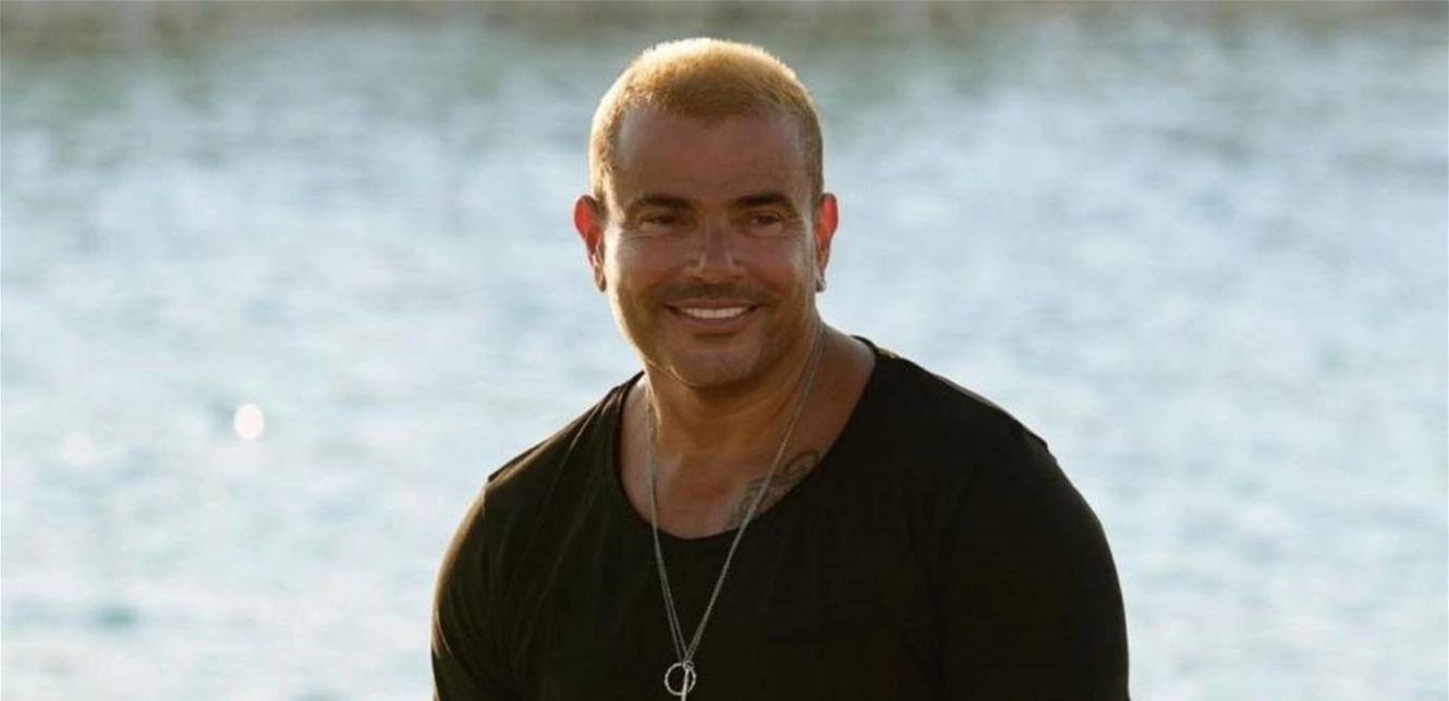 بنصف مليار دقيقة.. عمرو دياب أكثر فنان عربي استماعًا في 2021