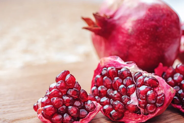 الرمّان.. من أكثر أنواع الفاكهة الصحيّة في العالم