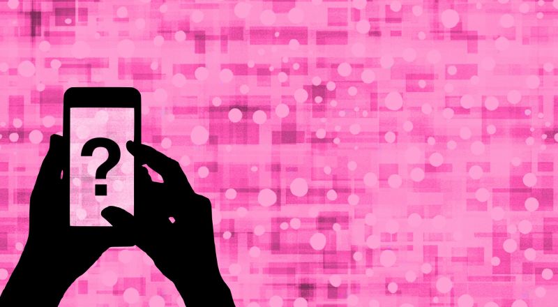 تحديث لإنقاذ آلاف هواتف آيفون من مشكلة الشاشة الوردية!