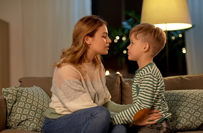 اطفال جبلنا- 7 نصائح لإجراء مناقشة ناجحة مع طفلك