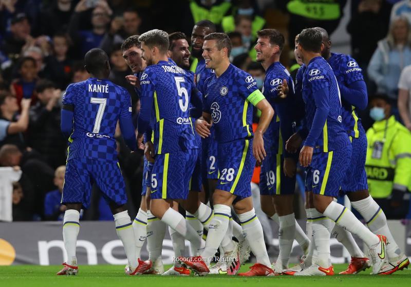 فابريجاس يحث برشلونة على ضم مدافع تشيلسي