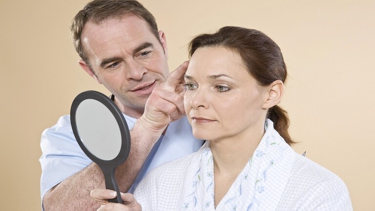 حواء جبلنا- جراح يكشف في أي سن يفضل إجراء أول عملية تجميل