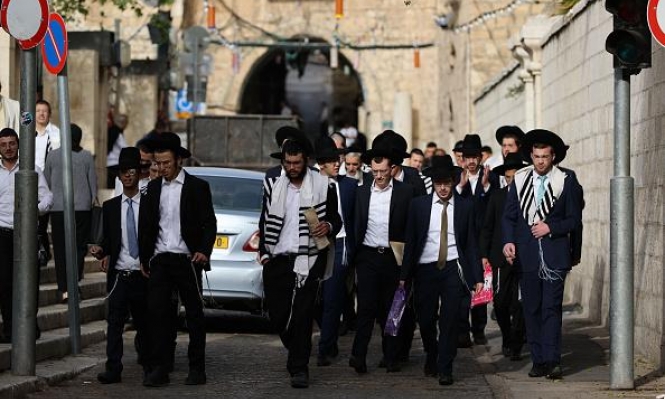 اقتحامات للأقصى وجولة استفزازية لسموتريتش بالقدس القديمة