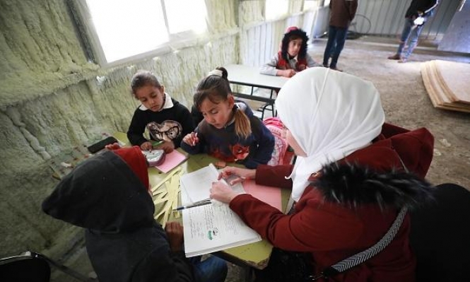 أوروبا تصر على دعم السلطة الفلسطينية بتغيير المناهج