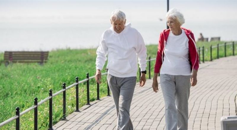 العشاء وطول العمر... ما العلاقة بينهما؟