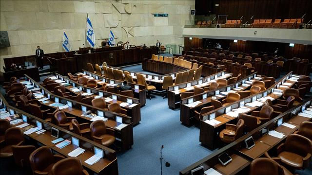 انطلاق دورة لكنيست الصيفية وسط استمرار الازمة الائتلافية