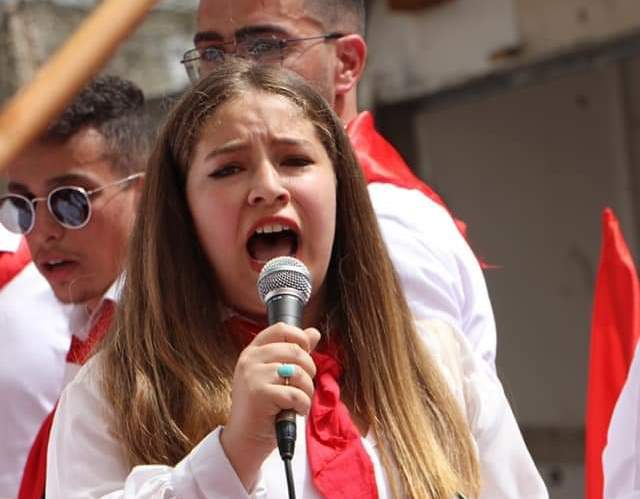 الطالبة الجامعية الين ابو نصرة من ابو سنان تتعرض لحملة تحريضية متطرفة بسبب مواقفها السياسية