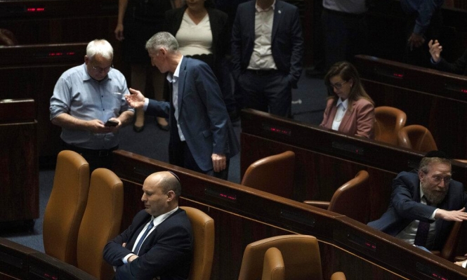 الحكومة تواجه أزمة جديدة: إخلاء بؤرة استيطانية يهدد بسقوطها