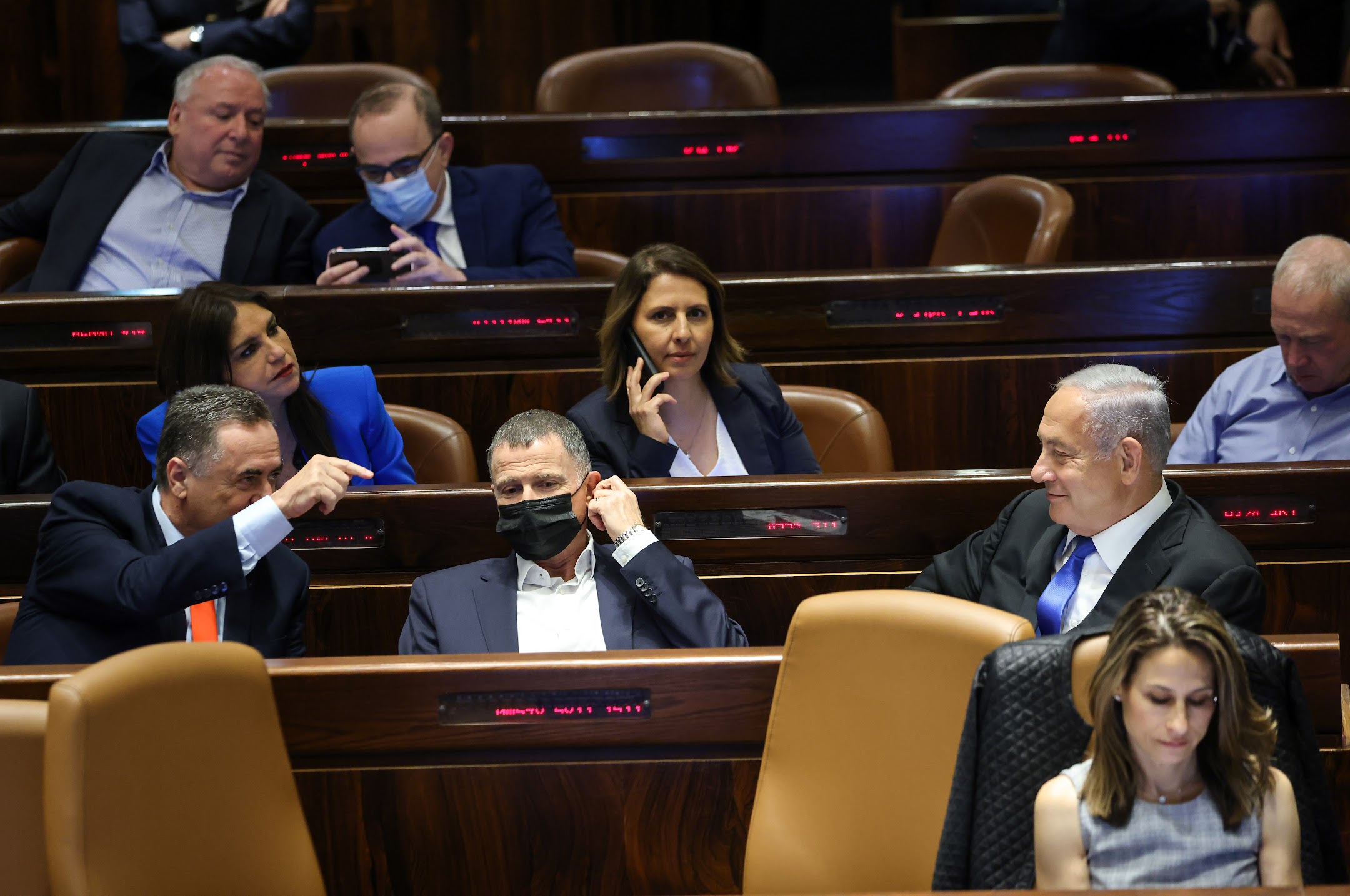 استطلاع رأي- غالبية الإسرائيليين يريدون إنهاء  حكومة نفتالي بينيت