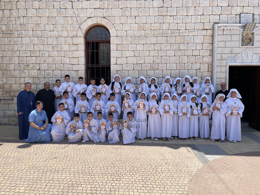 فسوطة تحتفل بخميس الجسد والمناولة الاحتفالية بأجواء سعيدة -صور وفيديو