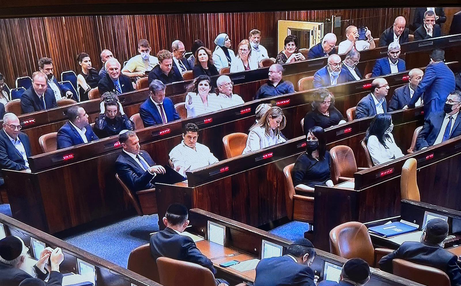 غدًا الأربعاء: التصويت على حل الكنيست