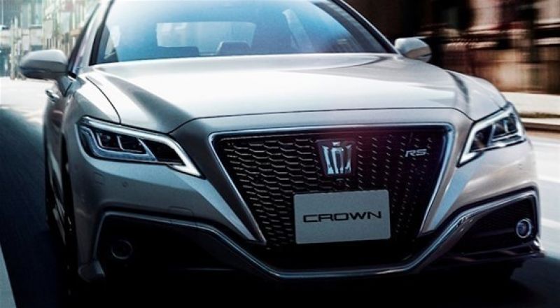 تويوتا تكشف عن سيارتها الجديدة كليا كراون