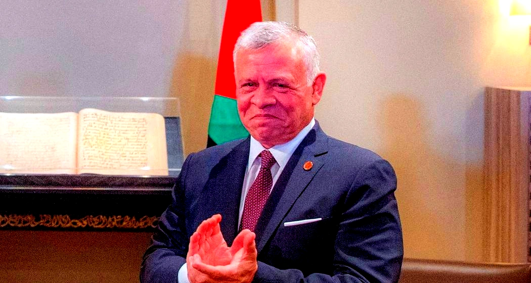ملك الاردن-  : يجب العمل لاعادة تحريك عملية السلام بين اسرائيل وفلسطين على اساس حل الدولتين