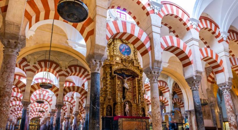 أخطاء يقع فيها السياح عند زيارتهم الأولى لإسبانيا