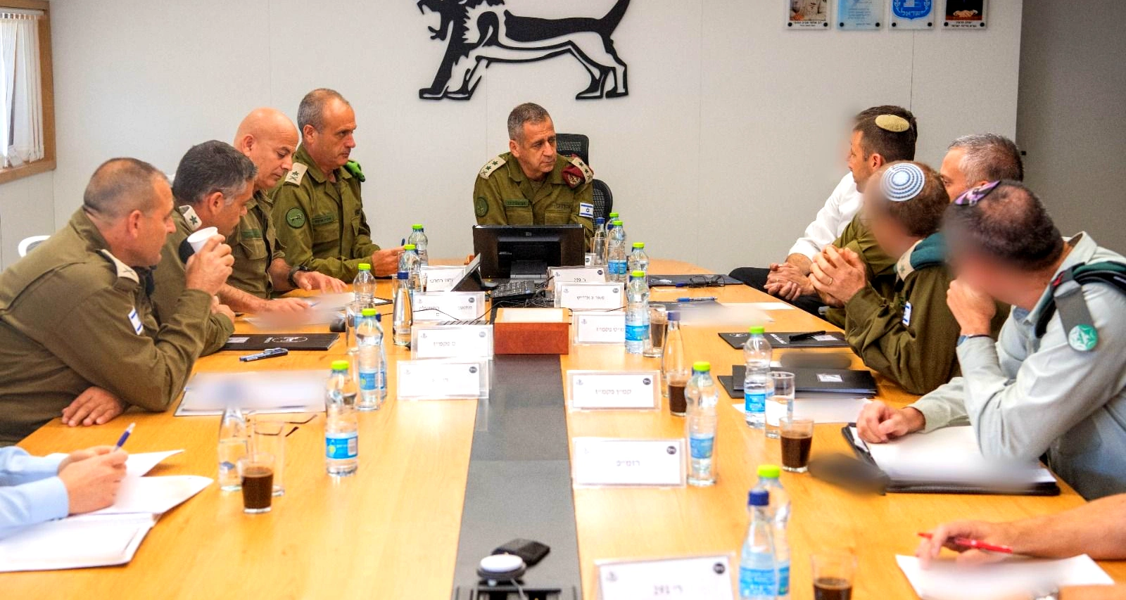 كوخافي  يعطي الضوء الأخضر لاغتيال قيادات فلسطينية في الضفة بضربات جوية