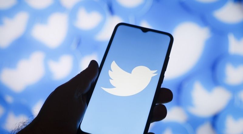 ماسك يحذّر من إمكانية حظر تويتر في متجر AppStore!