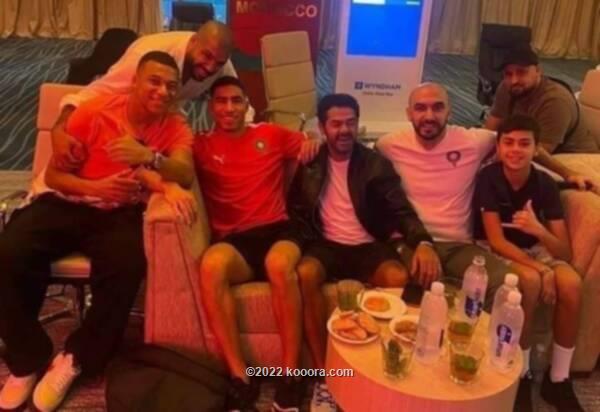 مبابي يزور معسكر المغرب مجددا.. ويستحضر الصورة المثيرة