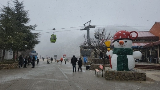  أجواء رائعة في منتجع جبل الشيخ بعد فتح أبوابه أمام الزوار اليوم السبت مجانا