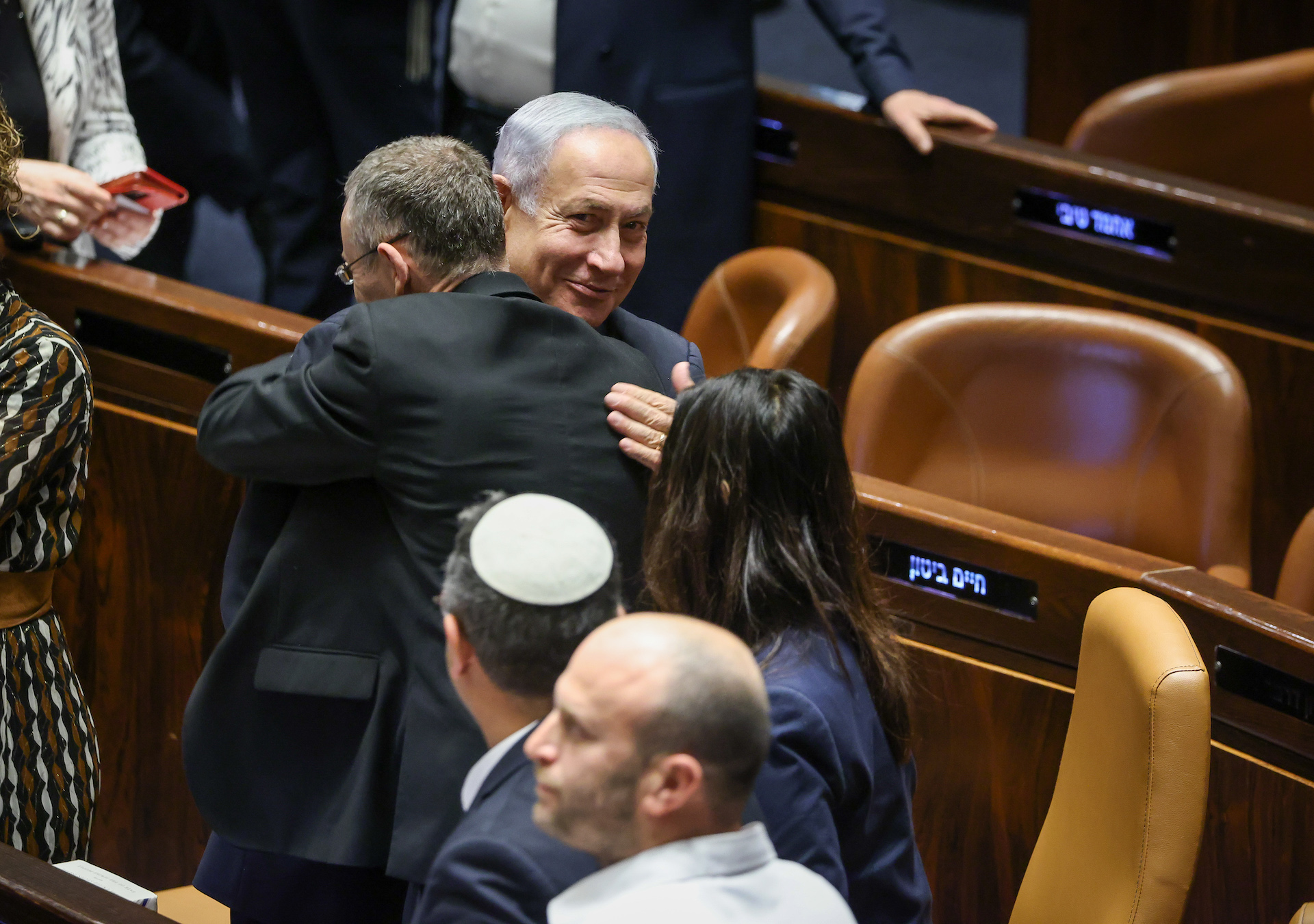 اليوم : الكنيست يصوت على قانون لمنع عزل نتنياهو