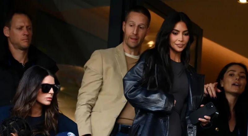 لعنة كيم كارداشيان تضرب أرسنال ثم سان جرمان.. وطلب من جماهير ليفربول!