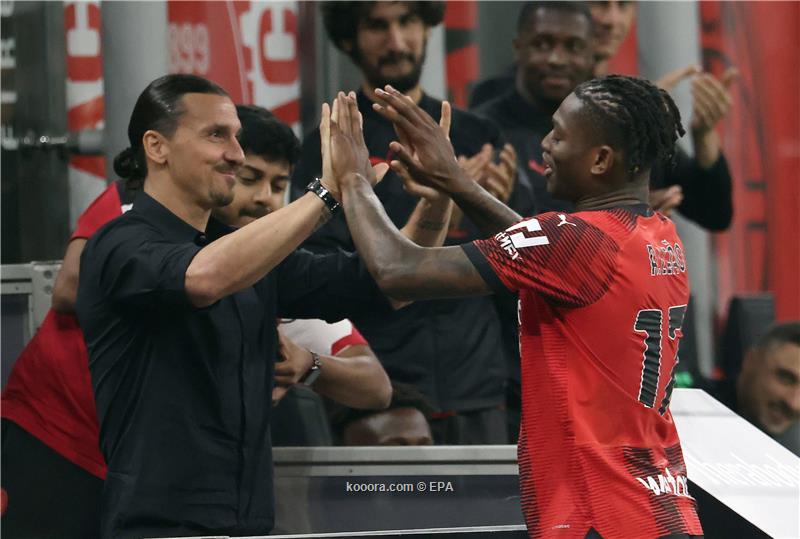 الفارس يترجل.. إبراهيموفيتش يعلن اعتزاله كرة القدم