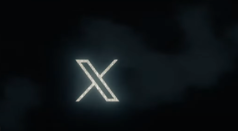 ماسك يطلب 1000 دولار شهريا مقابل العلامة الذهبية على X