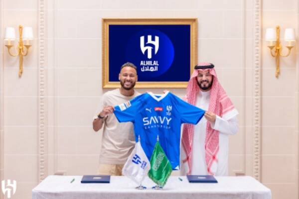 الهلال يعلن التعاقد مع نيمار