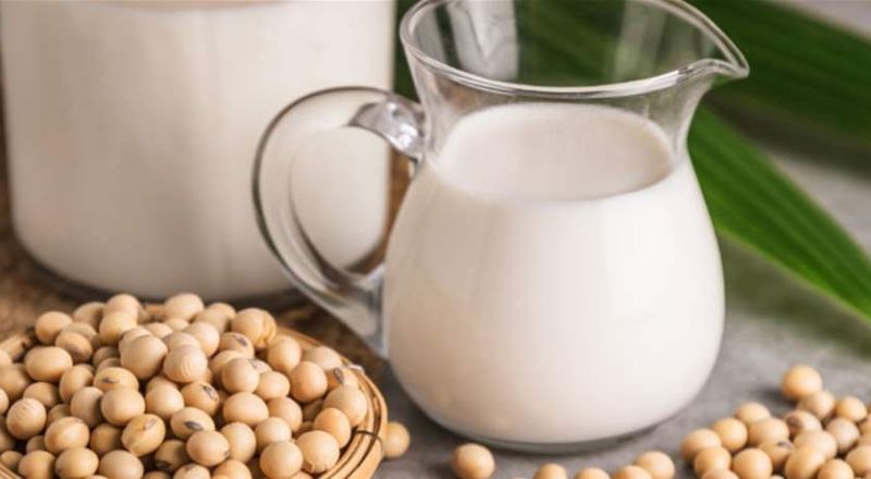 لهذه الأسباب.. إشربوا حليب الصويا!