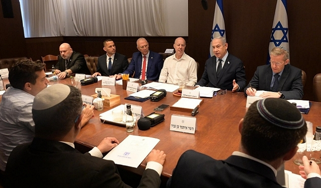 نتنياهو يدفع بخمسة قوانين تطلق يد الشرطة في المجتمع العربي