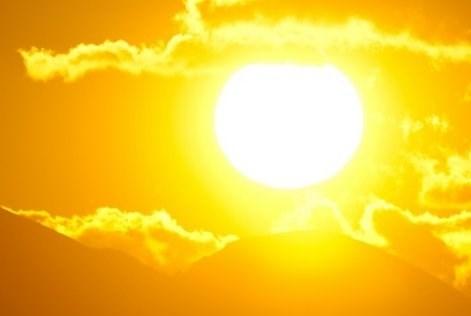 حالة الطقس: أجواء غائمة جزئية إلى صافية ويطرأ ارتفاع على درجات الحرارة لتصبح حول المعدل العام