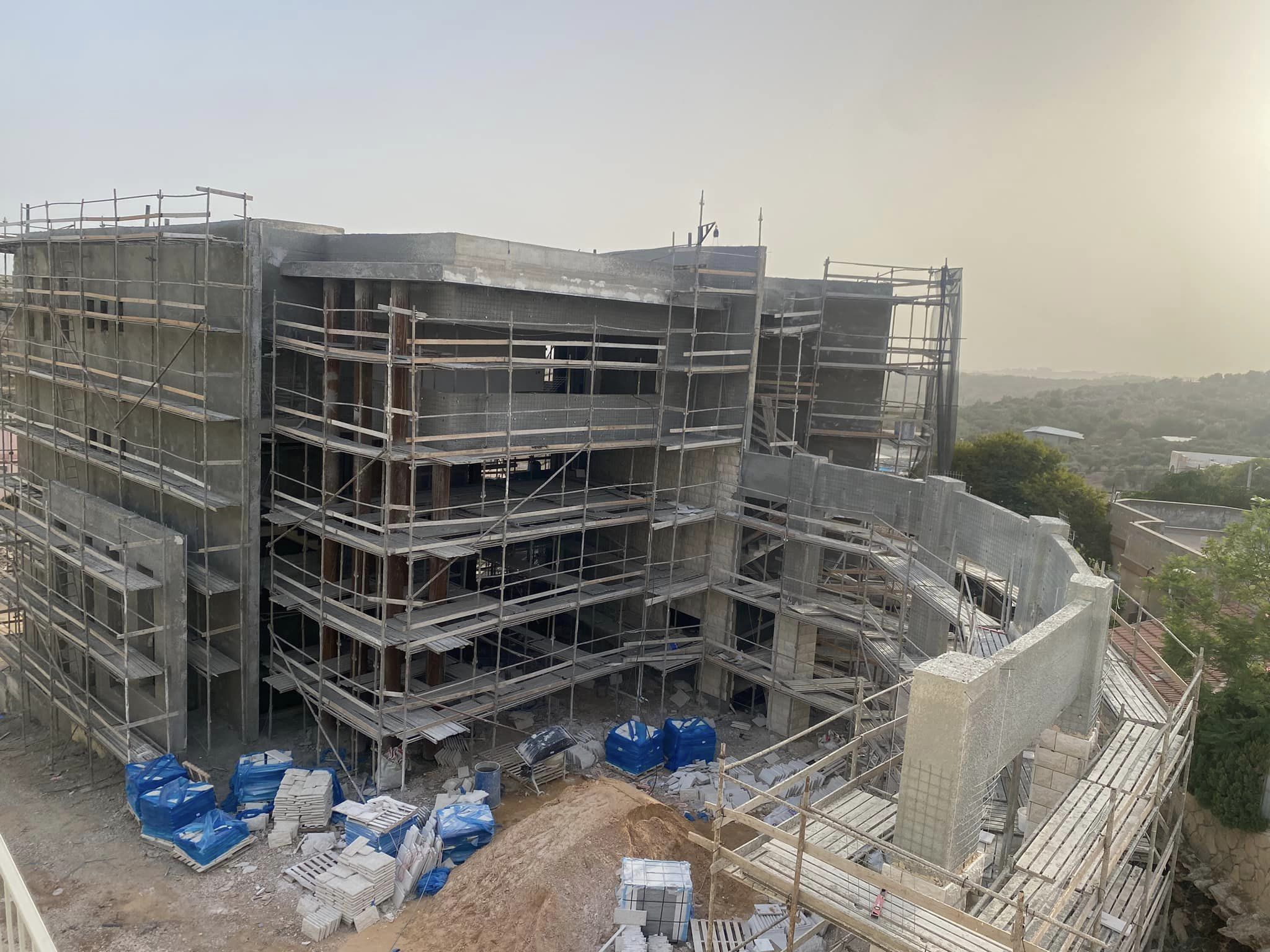 فسوطة- الاعمال على بناء مبنى المجلس المحلي الجديد على قدم وساق