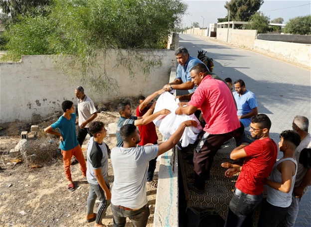 وزارة الصحة: ارتفاع عدد الشهداء إلى 7703 بينهم 3195 طفلًا والاحتلال نفذ 825 مجزرة