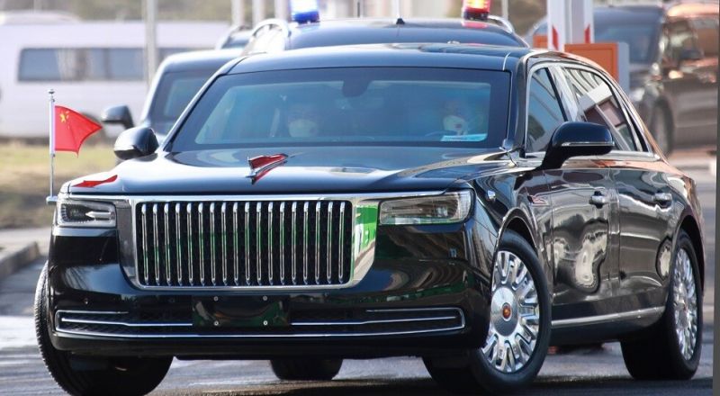 سباق بين سيارتي بايدن وشي جين بينغ.. أيهما الأفضل برأيك؟