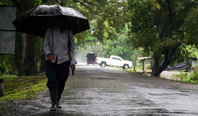 حالة الطقس: أجواء باردة وماطرة