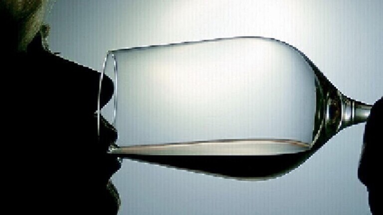 هل يساعد الكحول في التخلص من التوتر؟