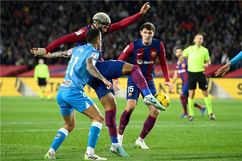 سحر روبرتو يقود برشلونة لإسقاط ألميريا