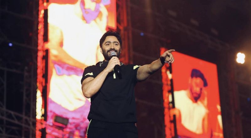 تامر حسني يوجّه رسالة تحذير لكل عروسين