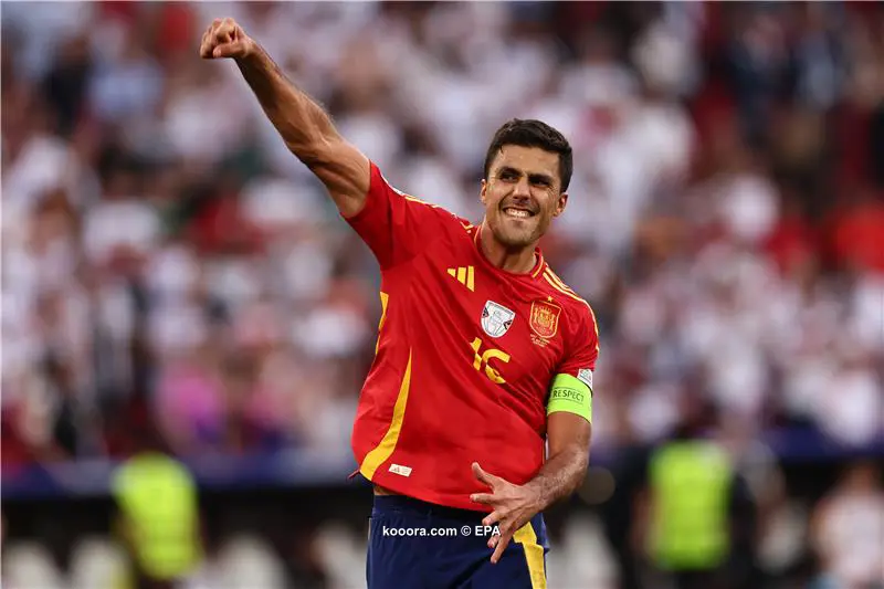 رودري: نمتلك ثلاثيا ذهبيا.. وما يميز دي لا فوينتي أنه لا يقدم معلومات كثيرة